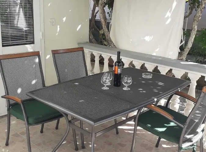 366a ביוגראד נה מורו