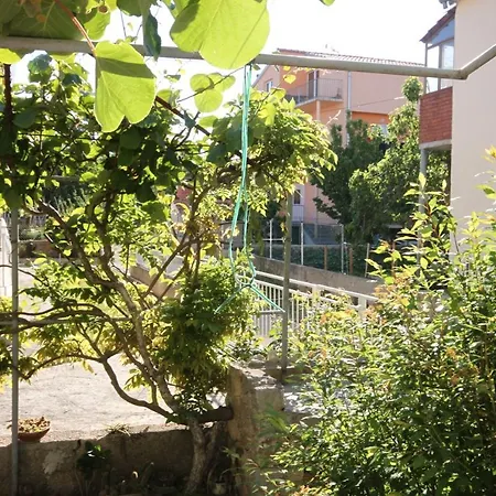 366a *