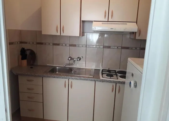 366a * Biograd Na Moru